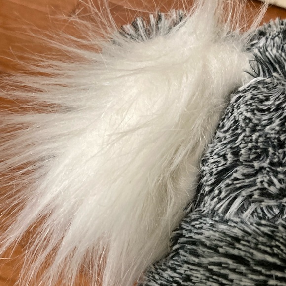 Over in Australia Book & Koala Plush - Picture 6 of 15